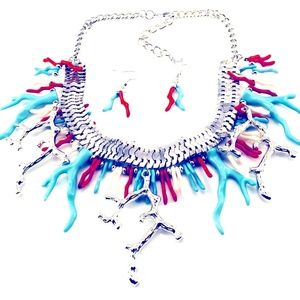 RUNWAY FAUX CORAL NECKLACE EARRINGS RED BLUE WHITE